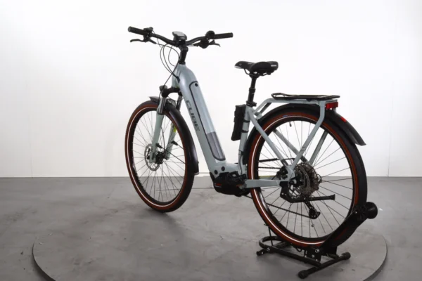 Refurbished Cube Touring Hybrid Pro – Slechts 900 km – 12 Maanden Garantie